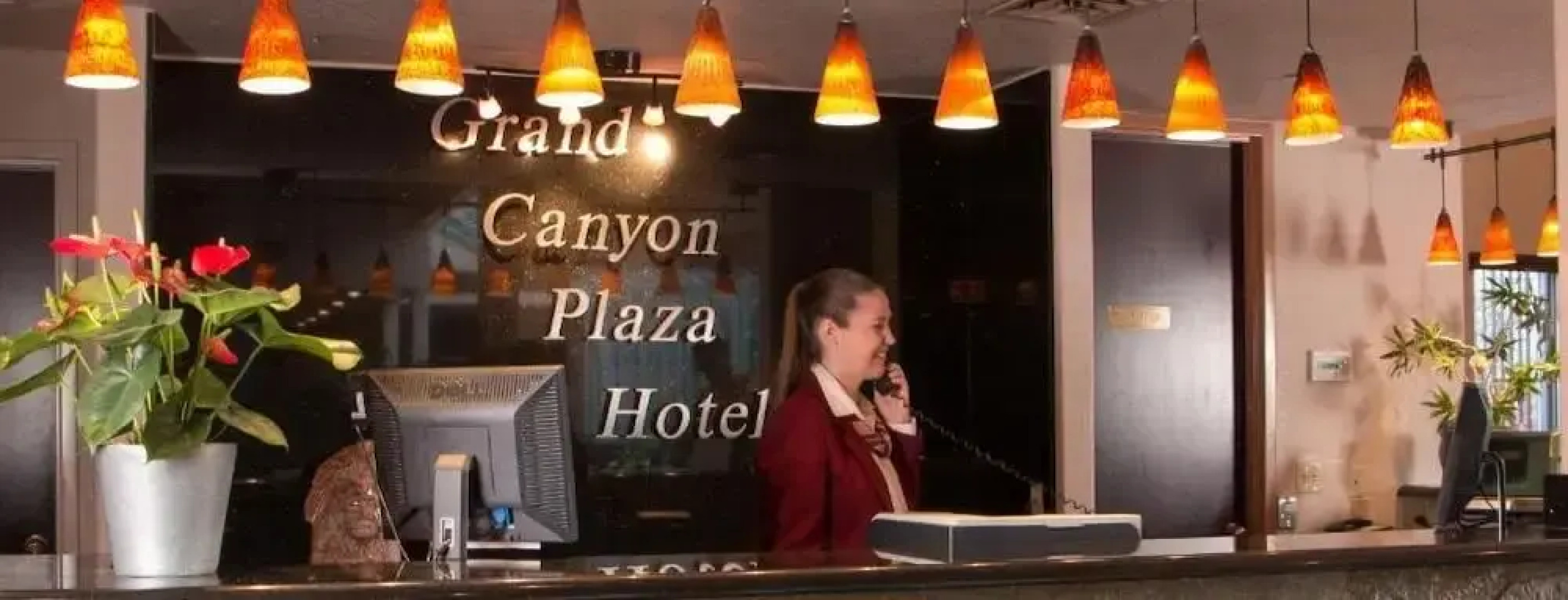 Canyon Plaza Premier Studios and Apts