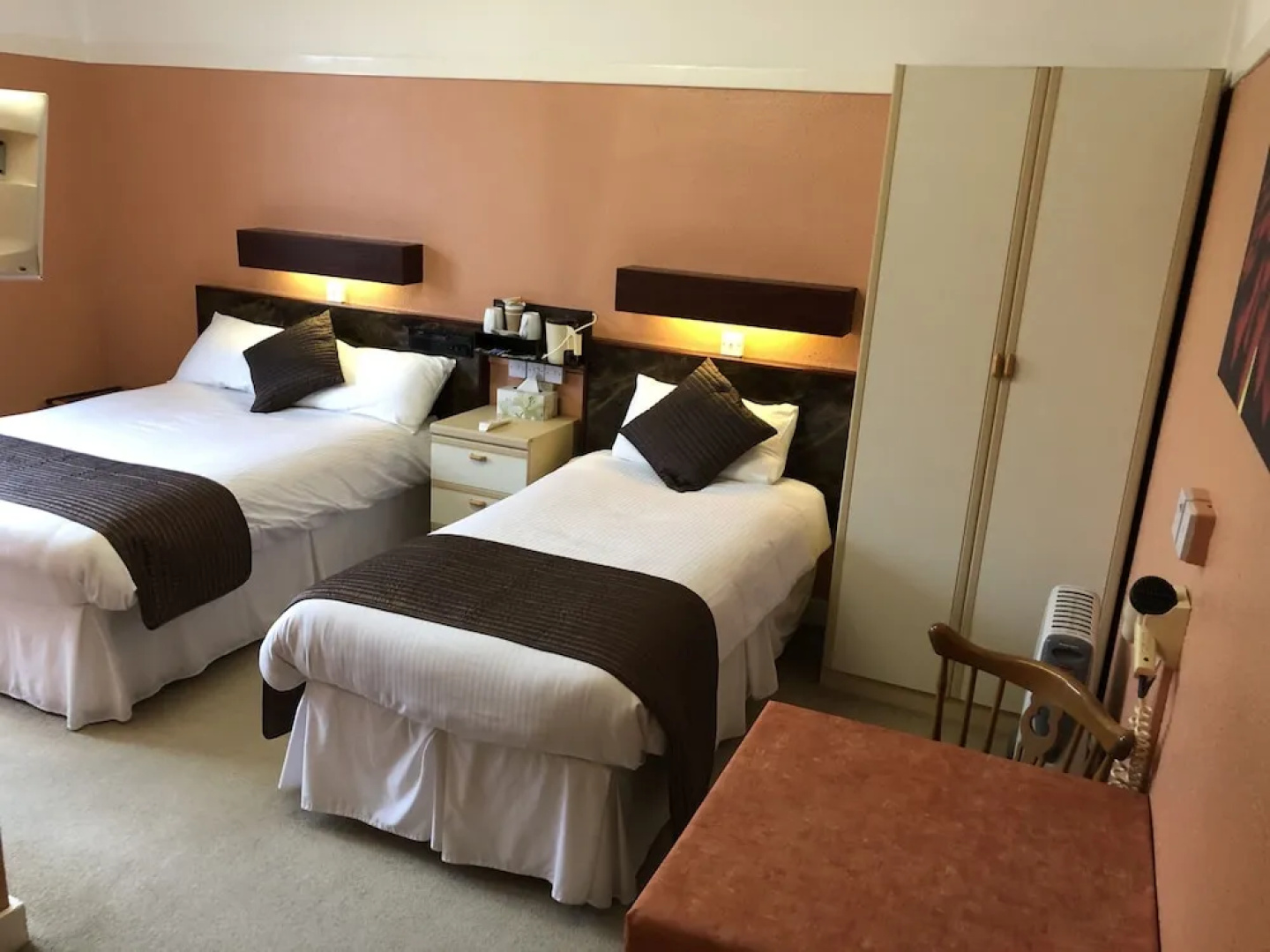 Grove End Hotel