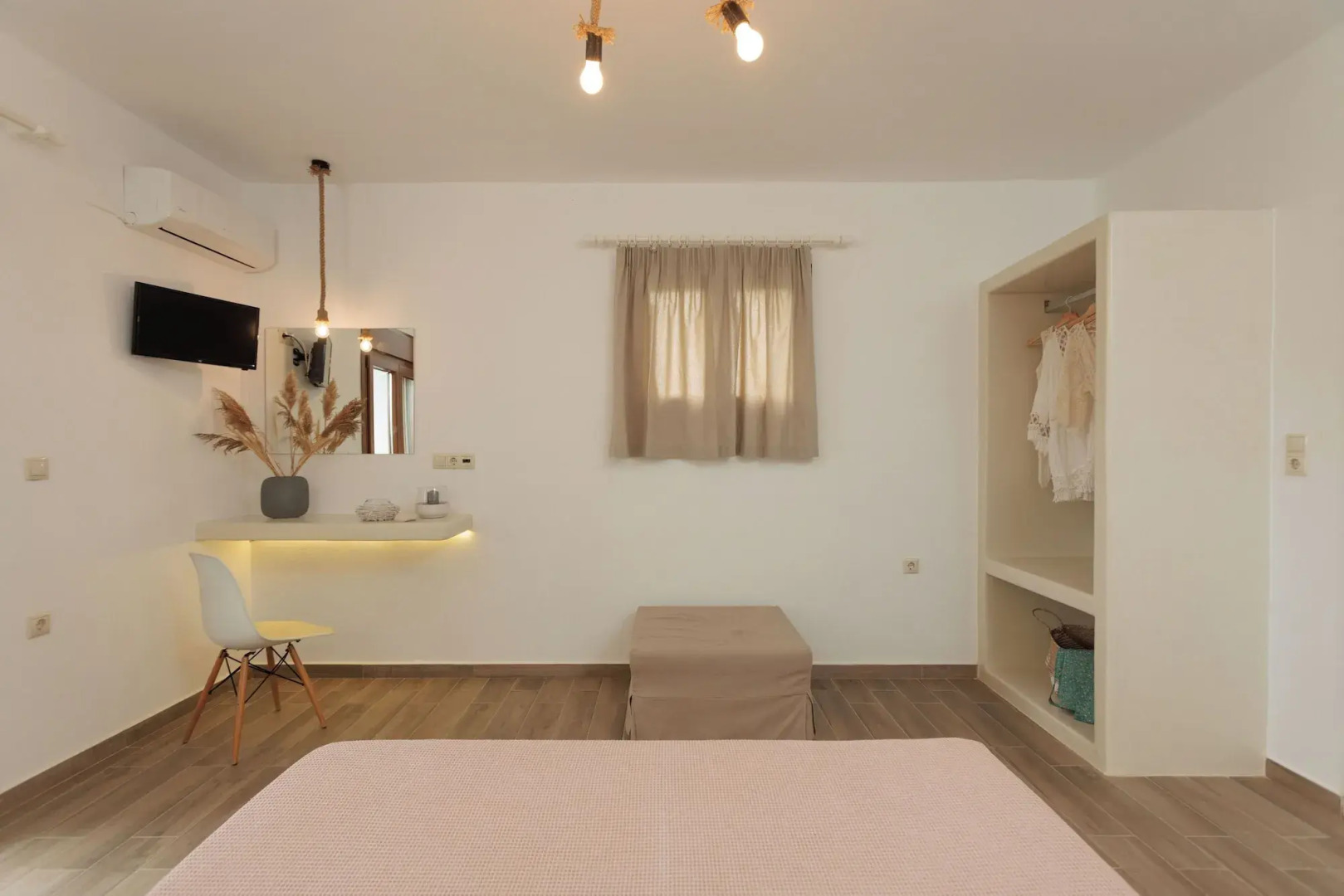 Marias Rooms & Studios