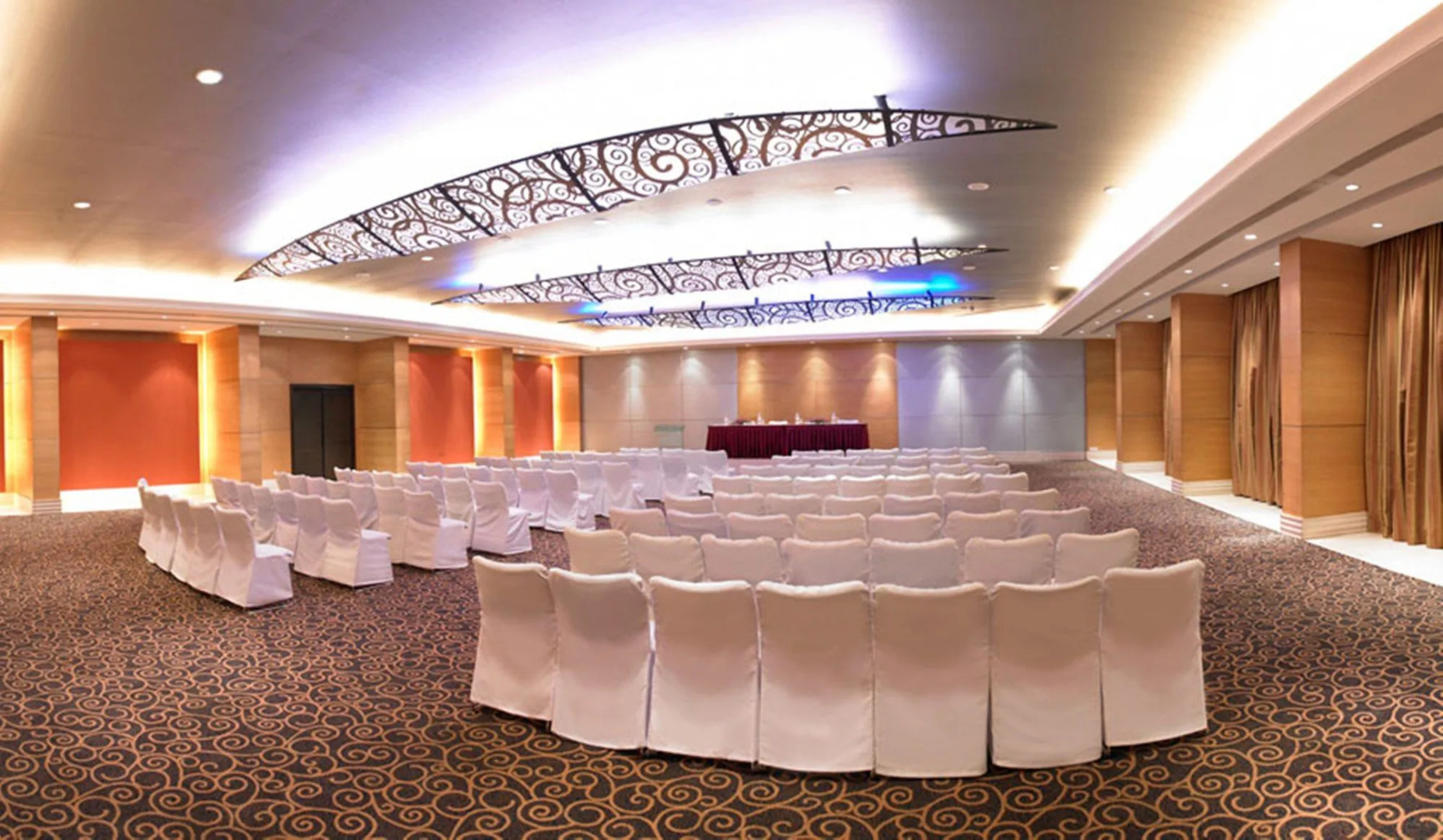 Hotel Royal Orchid Bangalore