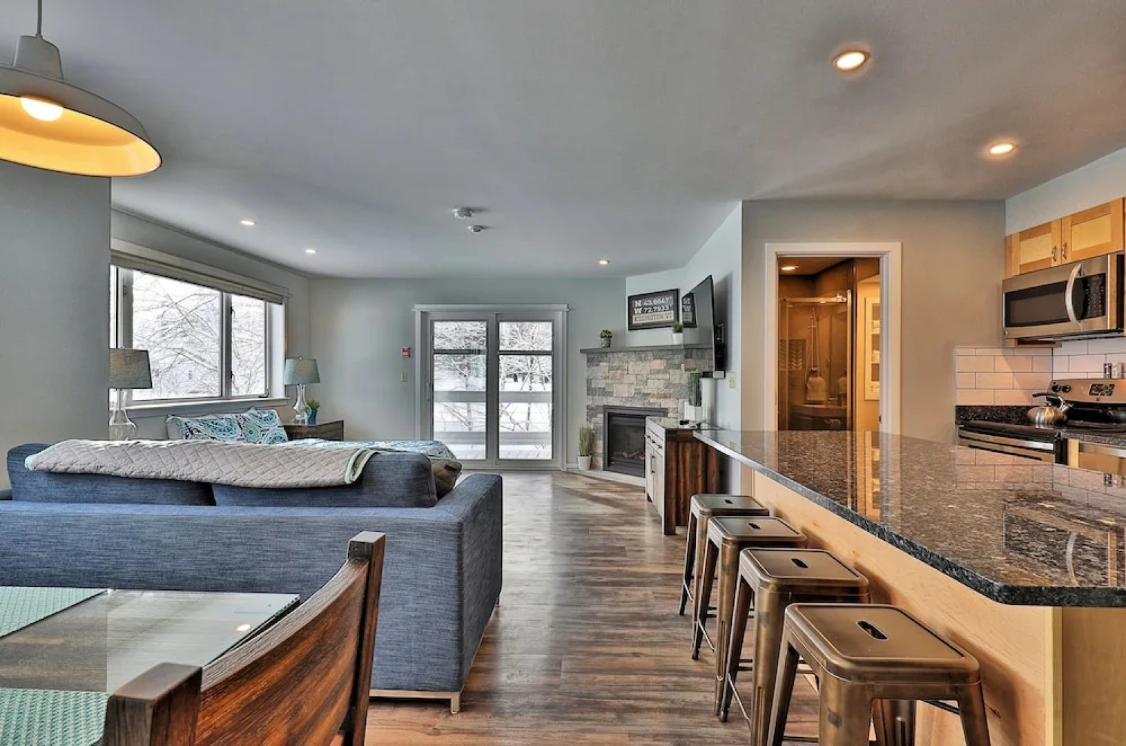 The Mod Suite at Killington. Big 3RM Condo. Comfy. Ahh! Relax