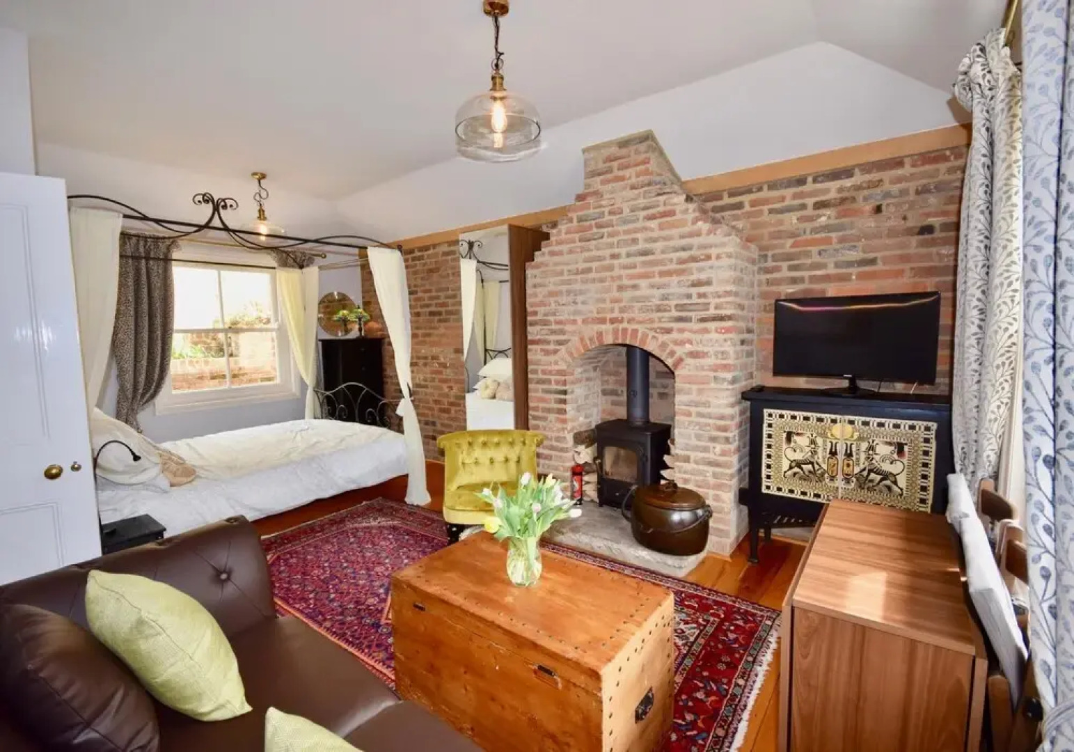 Little Clatterford Walkers Paradise for 2 Close to Carisbrooke Castle