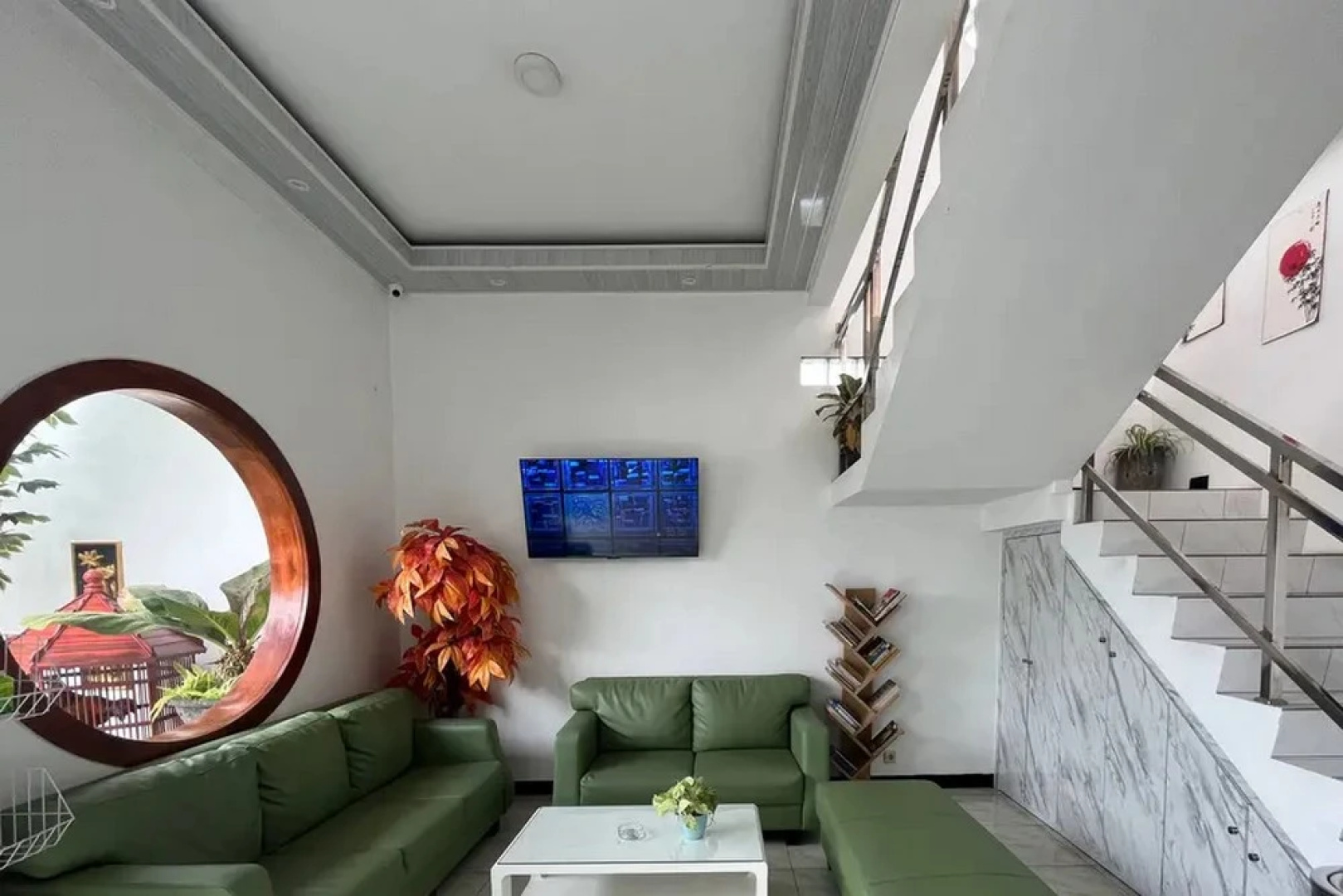 Urbanview Hotel Sakura Kampung Inggris Pare by RedDoorz