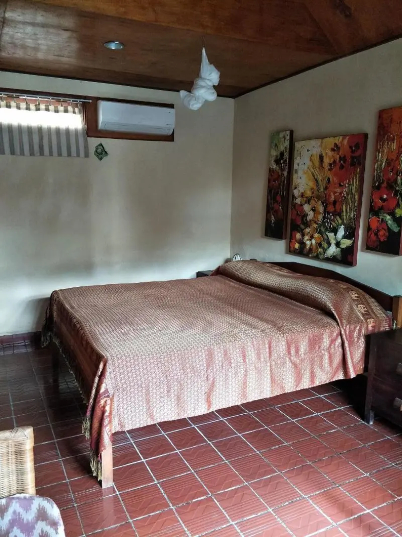 Temple Cafe & Seaside Cottages