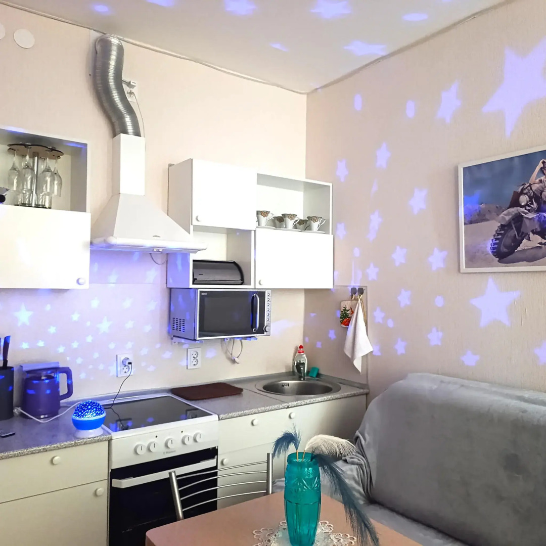 Трилогия на улице Народного Ополчения