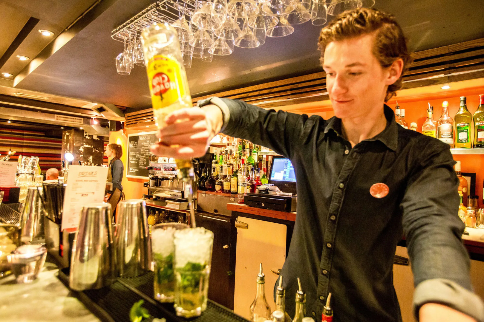 Langley Hotel Victors