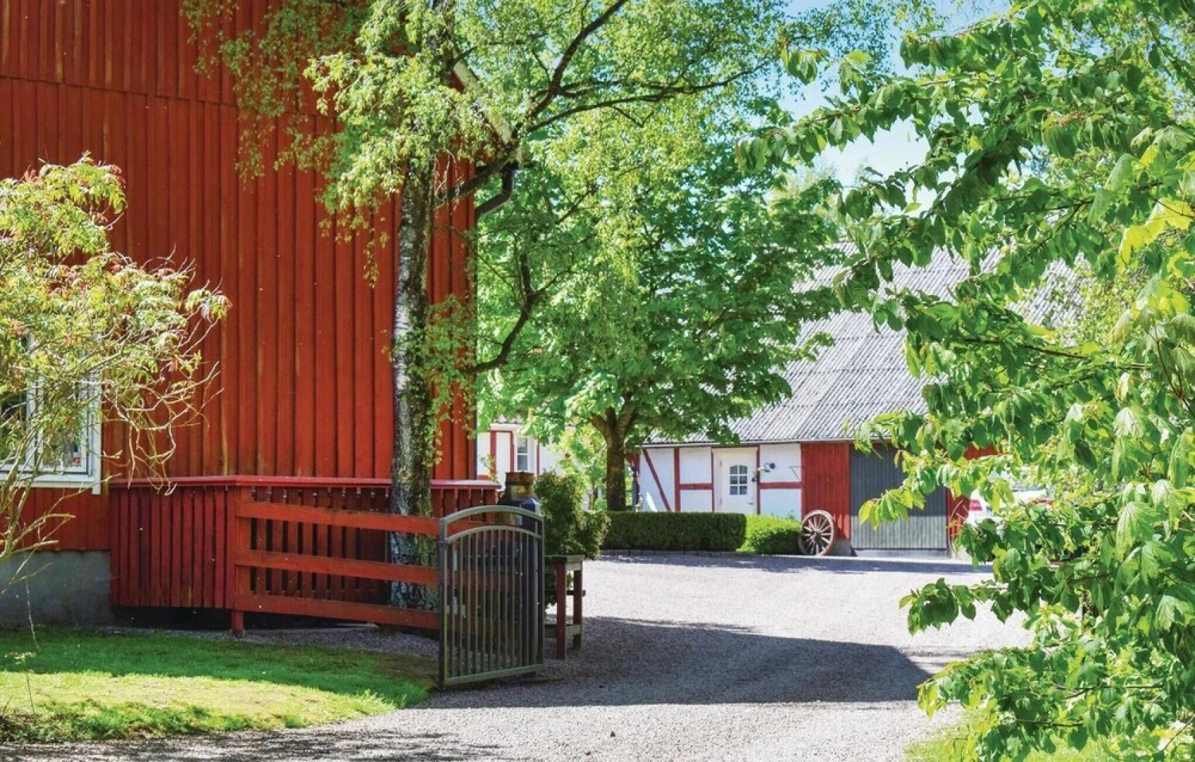 Nice Home in Munka-ljungby With 1 Bedrooms and Wifi