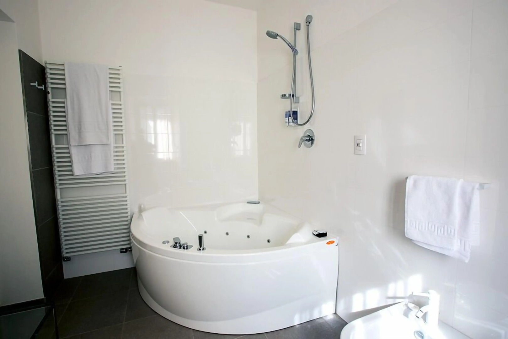 Corte San Ruffillo-Azienda Agrituristica