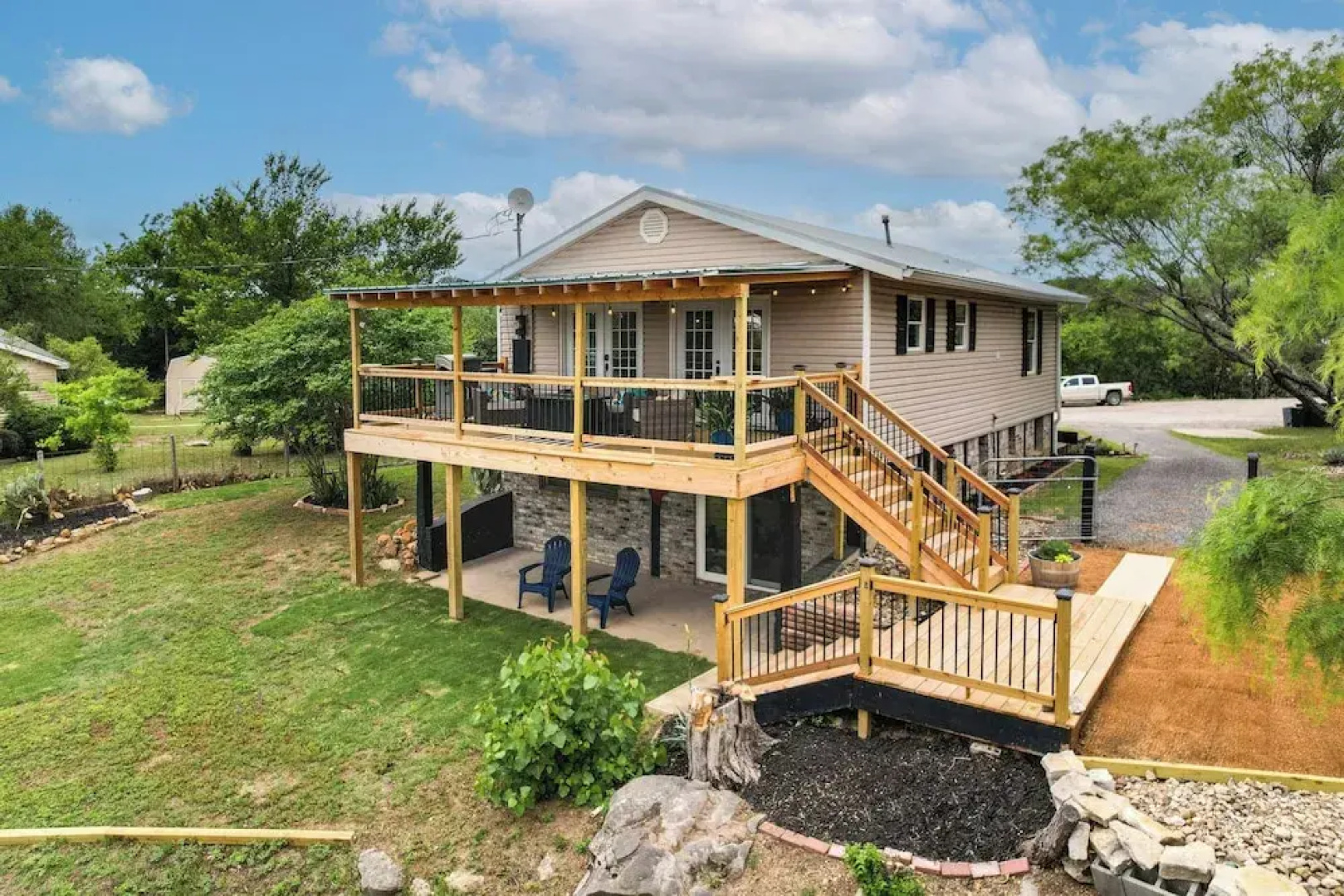 Waterfront Escape on Lake Granbury: Deck & Patio!