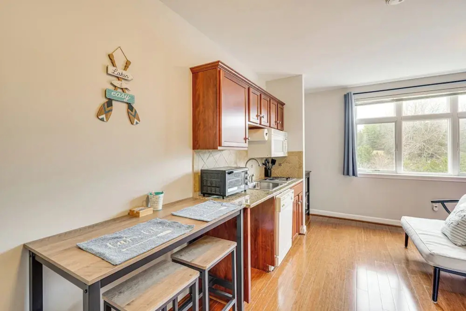 Smith Mountain Lake Condo w/ Pool Access