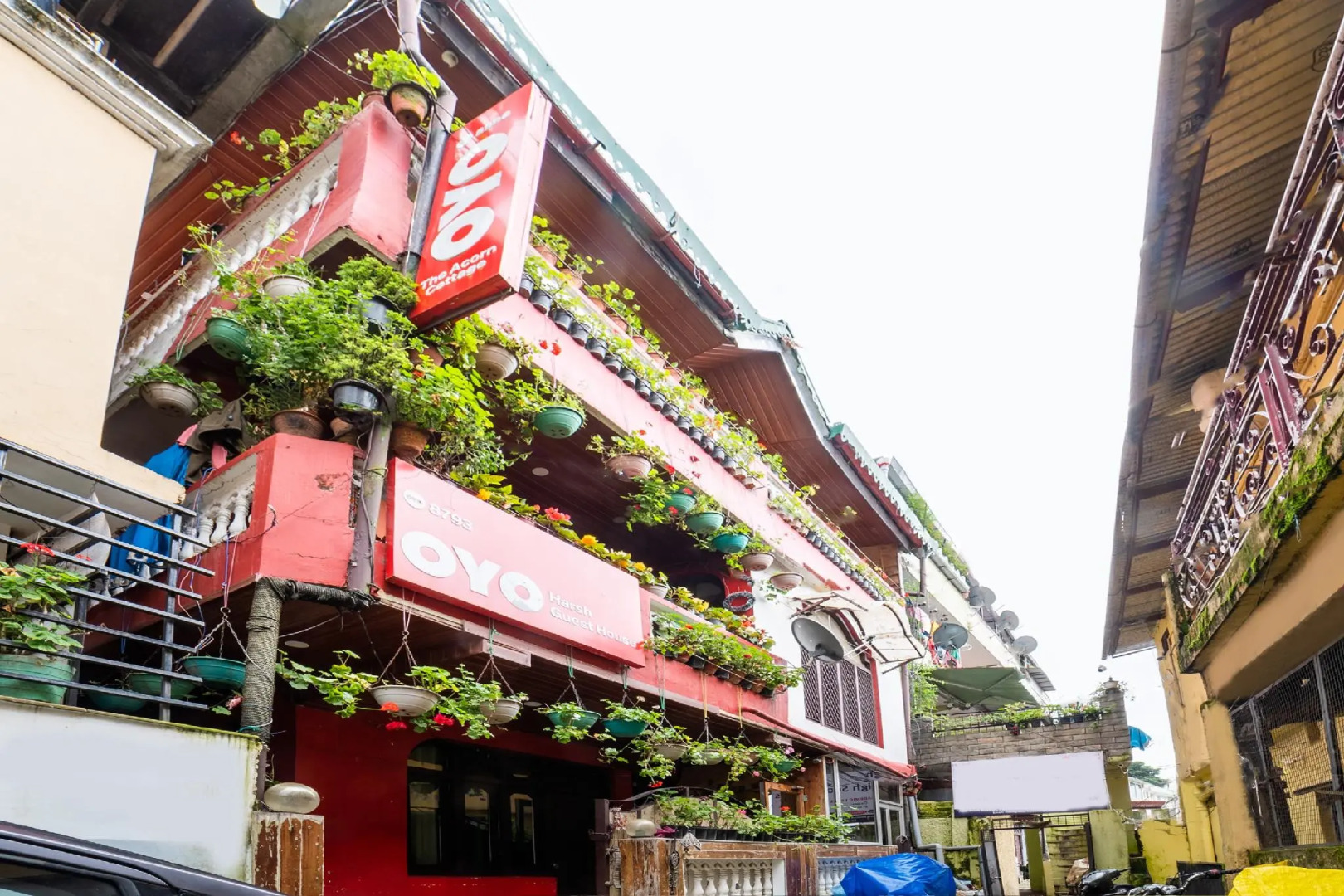 OYO Home 81069 Wodden Stays