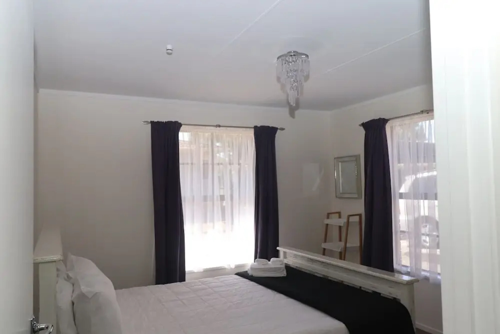 Sunny Unit on Grey Street