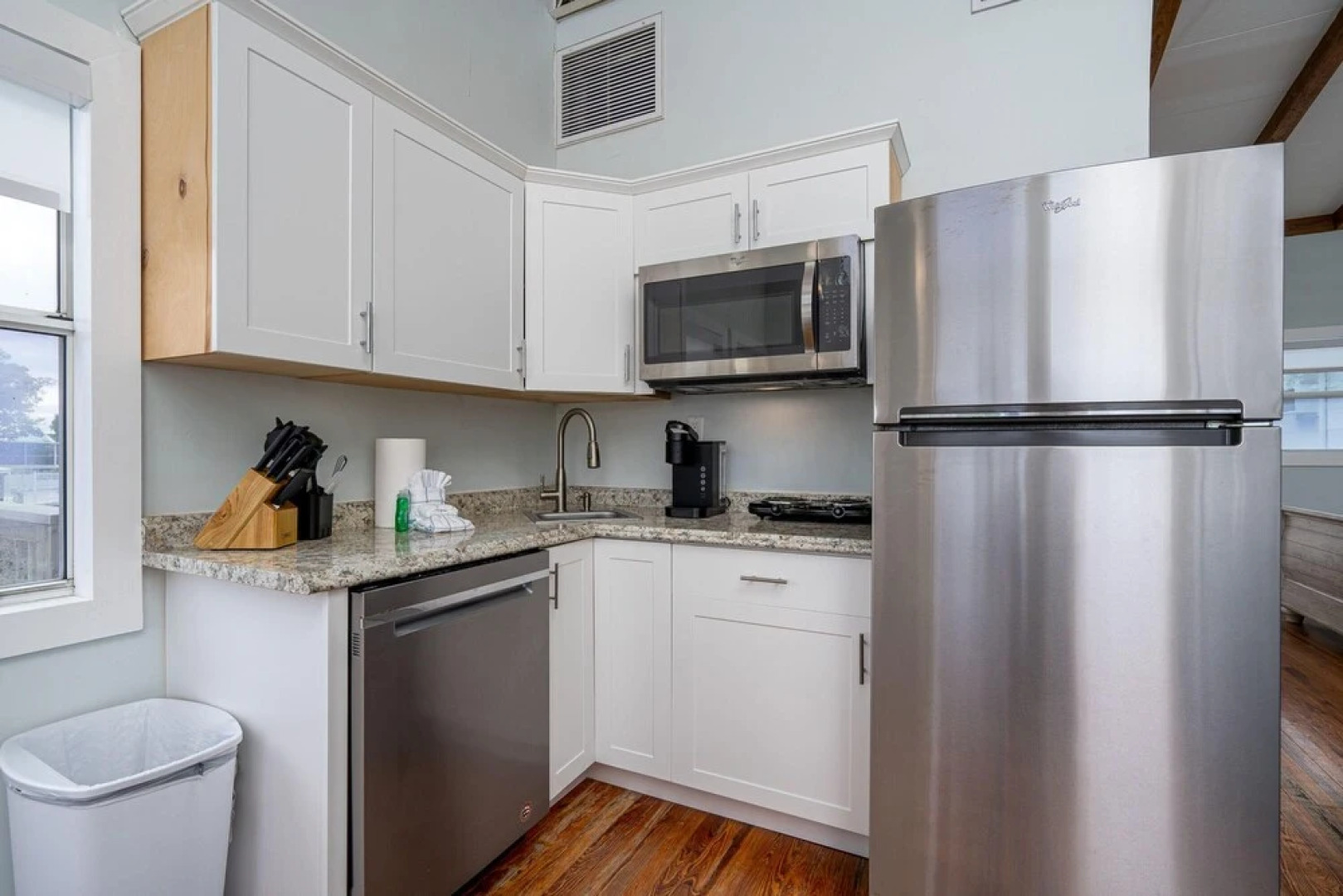 621 Estero - Charming Cozy Cottage by Coastal Vacation Properties