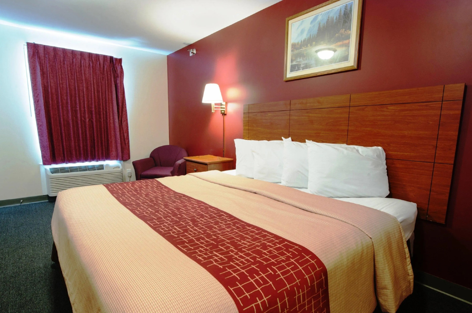 Red Roof Inn & Suites Dickinson