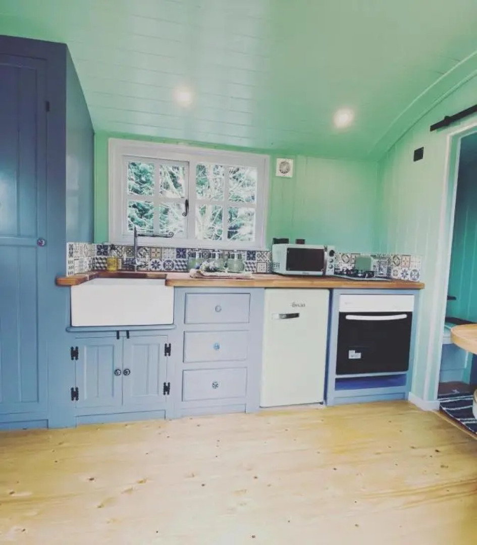 Jasmine The Shepherd Hut