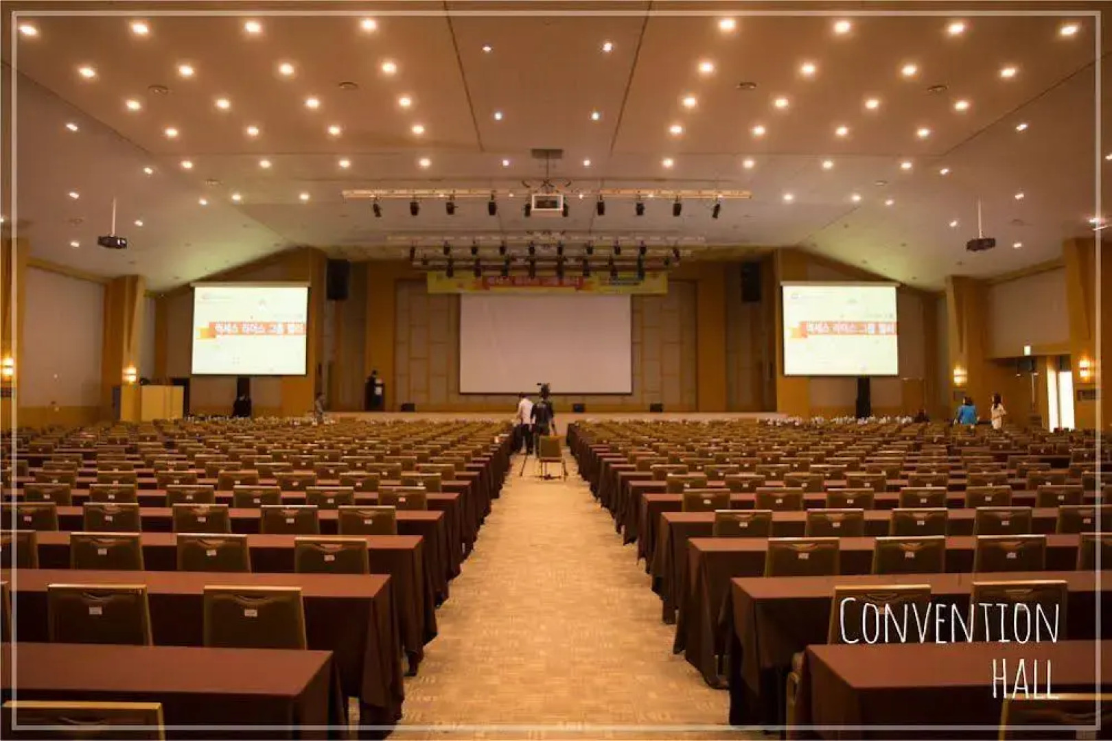 Oakvalley Resort Hills Village