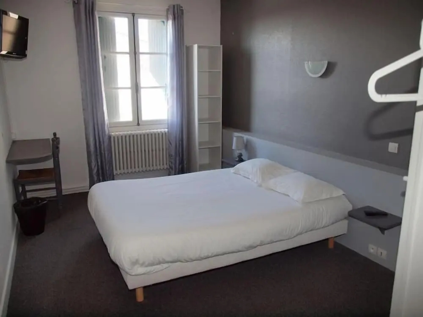 Hôtel les Thermes
