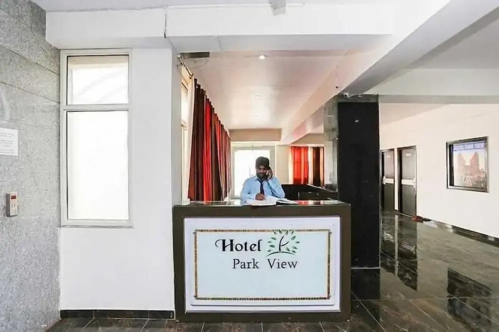 Hotel Park View By GRB