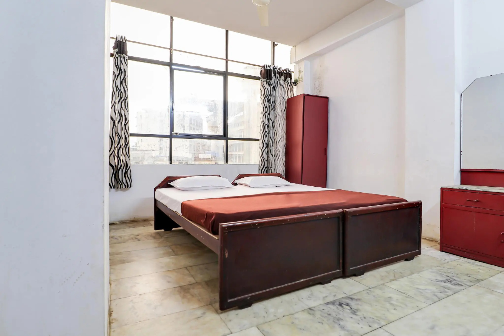 SPOT ON 40760 Sangamam Tourist Home