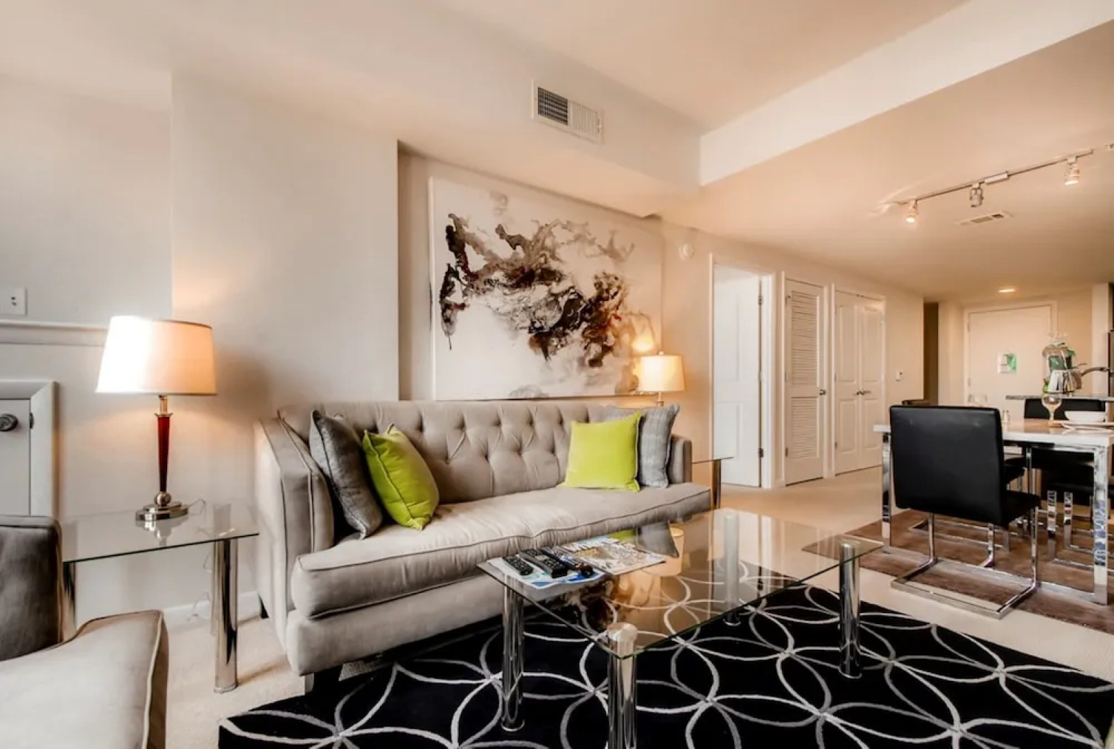 Global Luxury Suites at Fair St