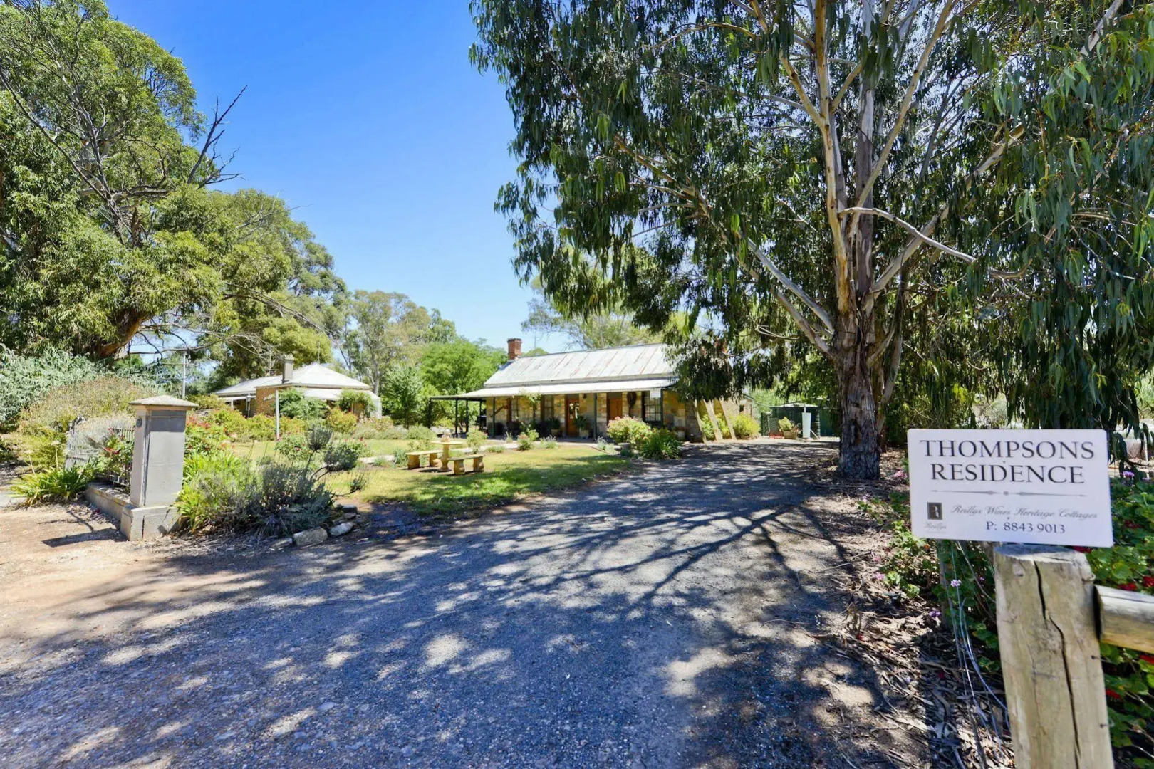 Reillys Wines Heritage Cottages