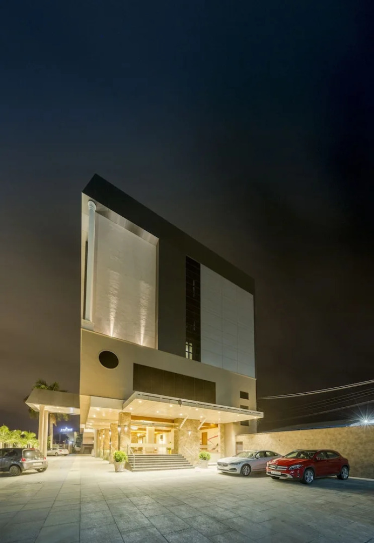 Sai International Hotel