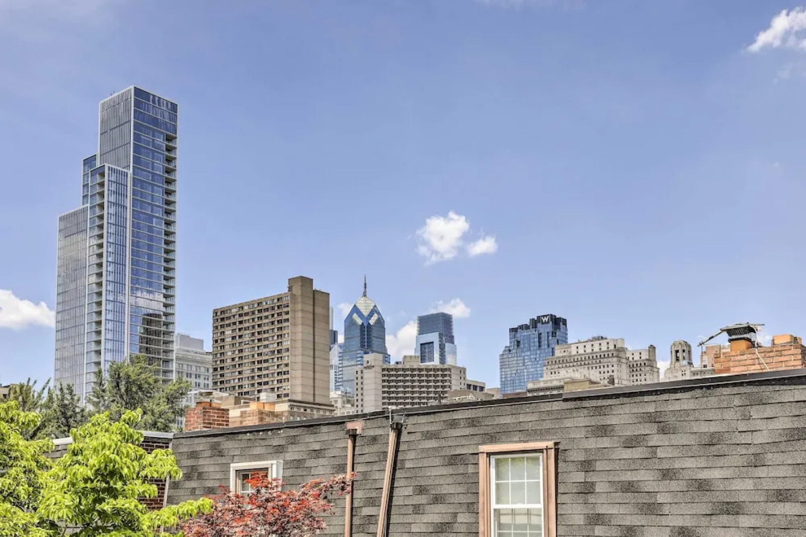 Central Philly Townhome w/ Patio & City Views!