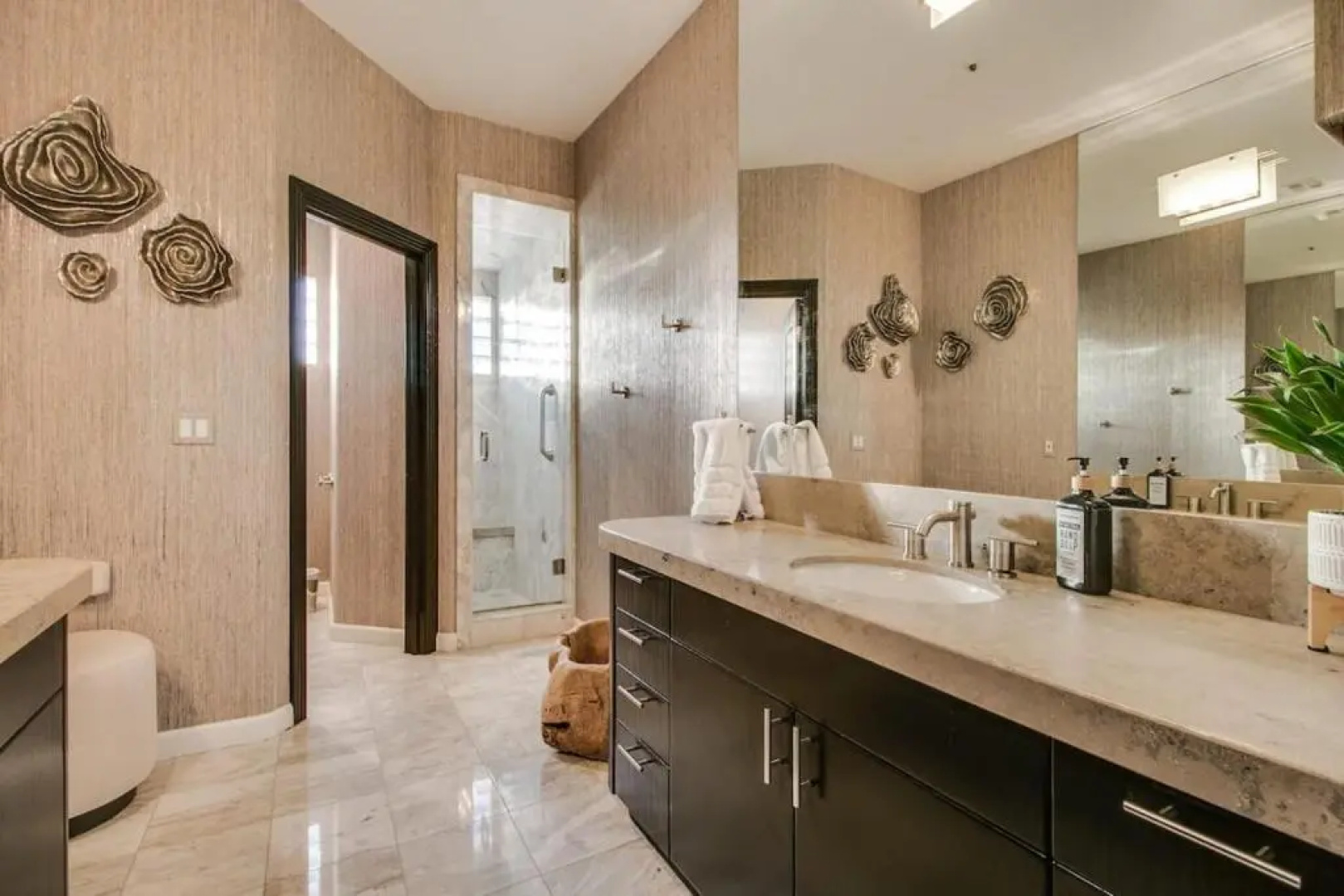 Stunning Private & Modern N. Scottsdale Estate!