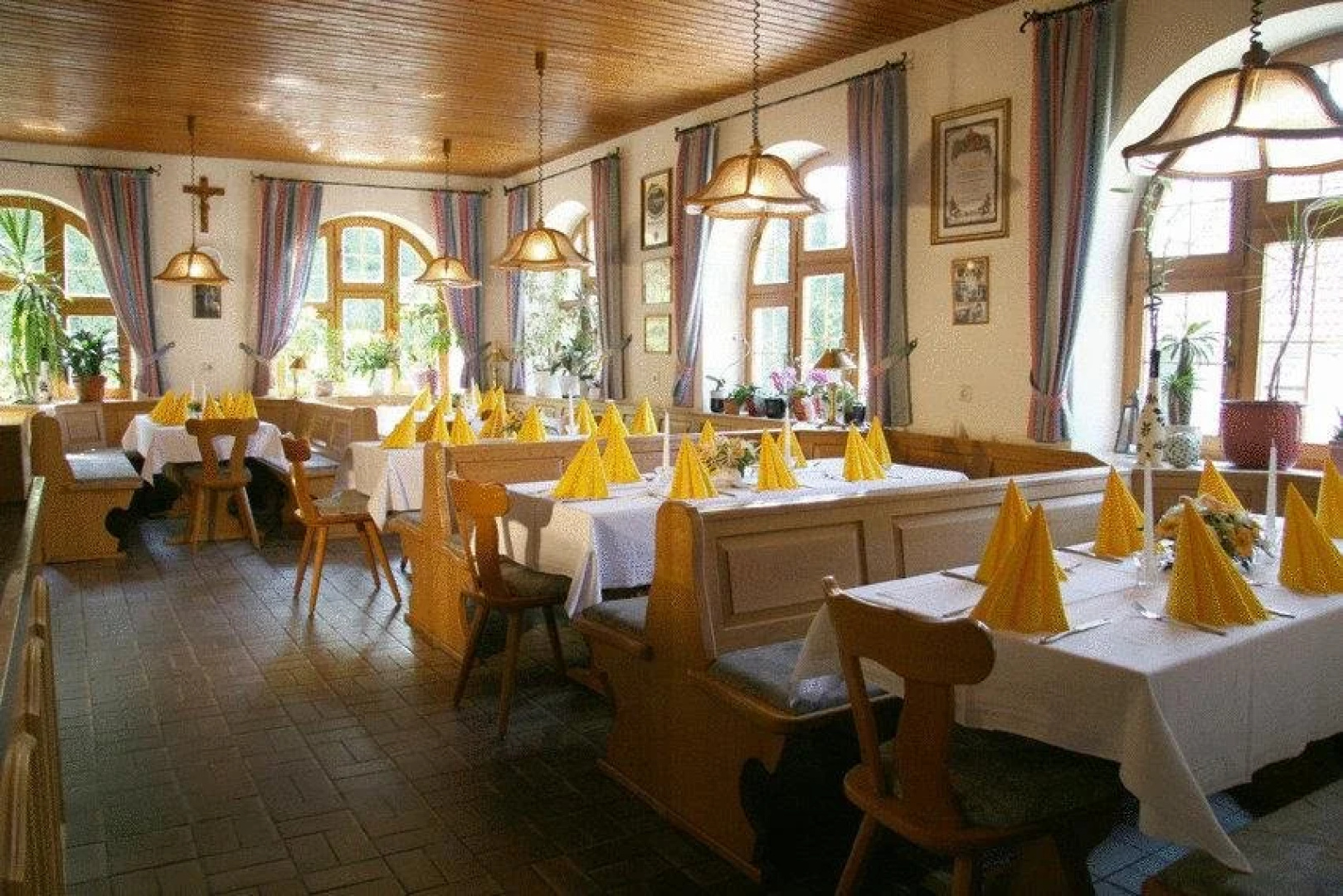 Pension-Gasthof-Metzgerei Hofer