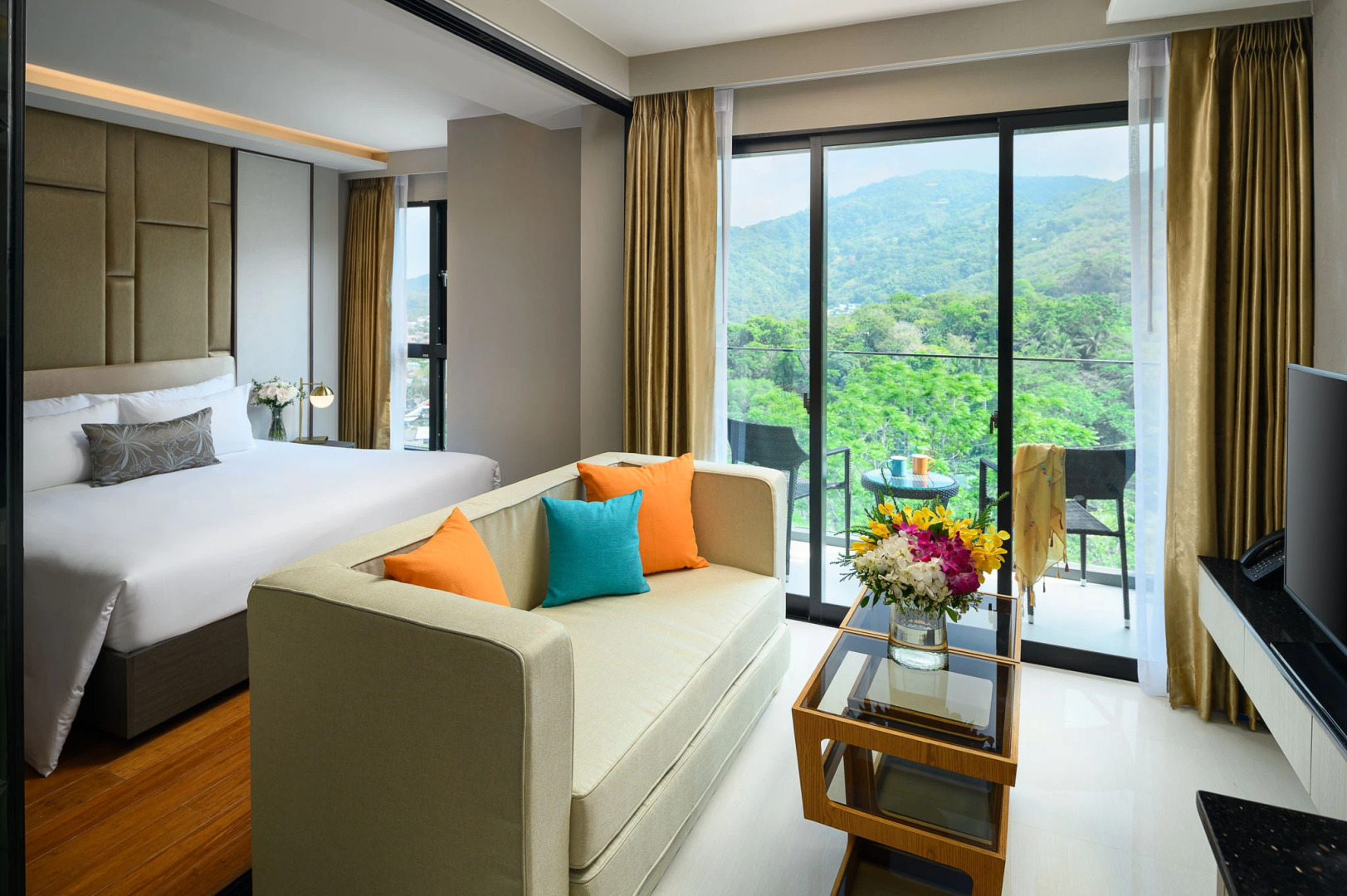 Курортный отель MIDA Grande Resort Phuket