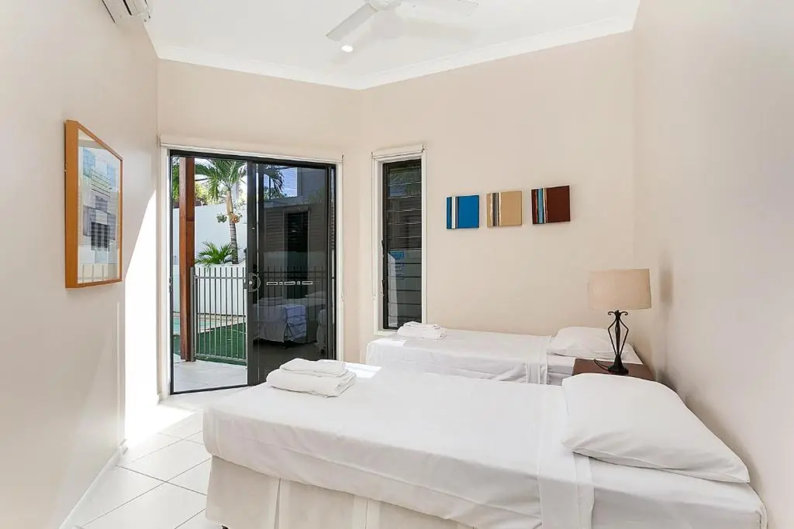Reeflections Beachfront Holiday House