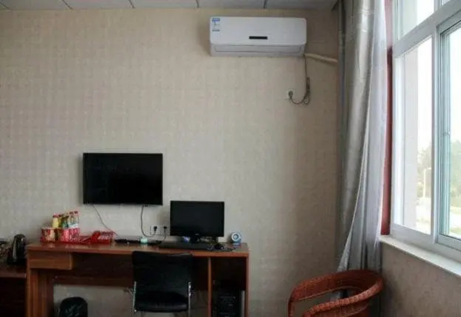 Xianghua Express Inn