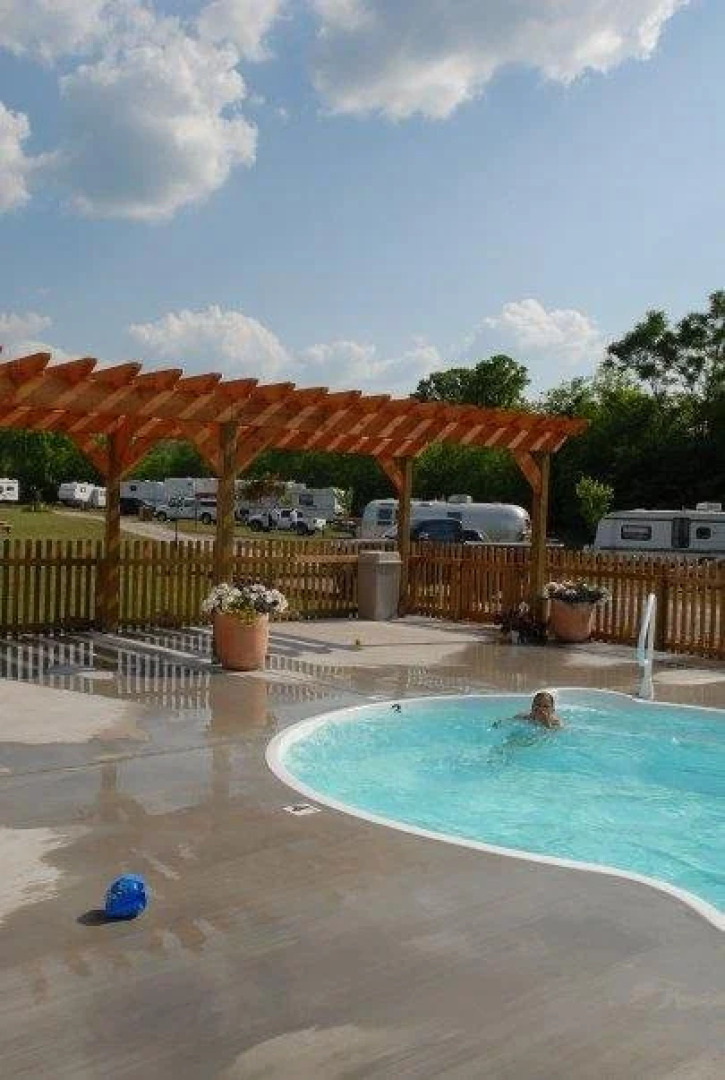 Black Bear Cove Lodge