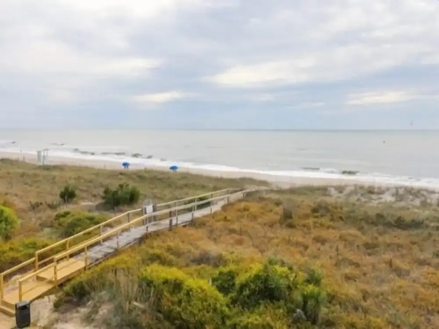 Carolina Beach Dreamin - Light Filled South Side End Unit. Ocean Views From Most Rooms! Private Beach Access! 3 Bedroom Condo by Redawning