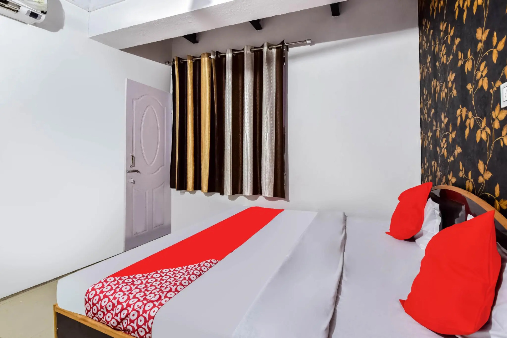 OYO 66883 Bhiwani Guest House