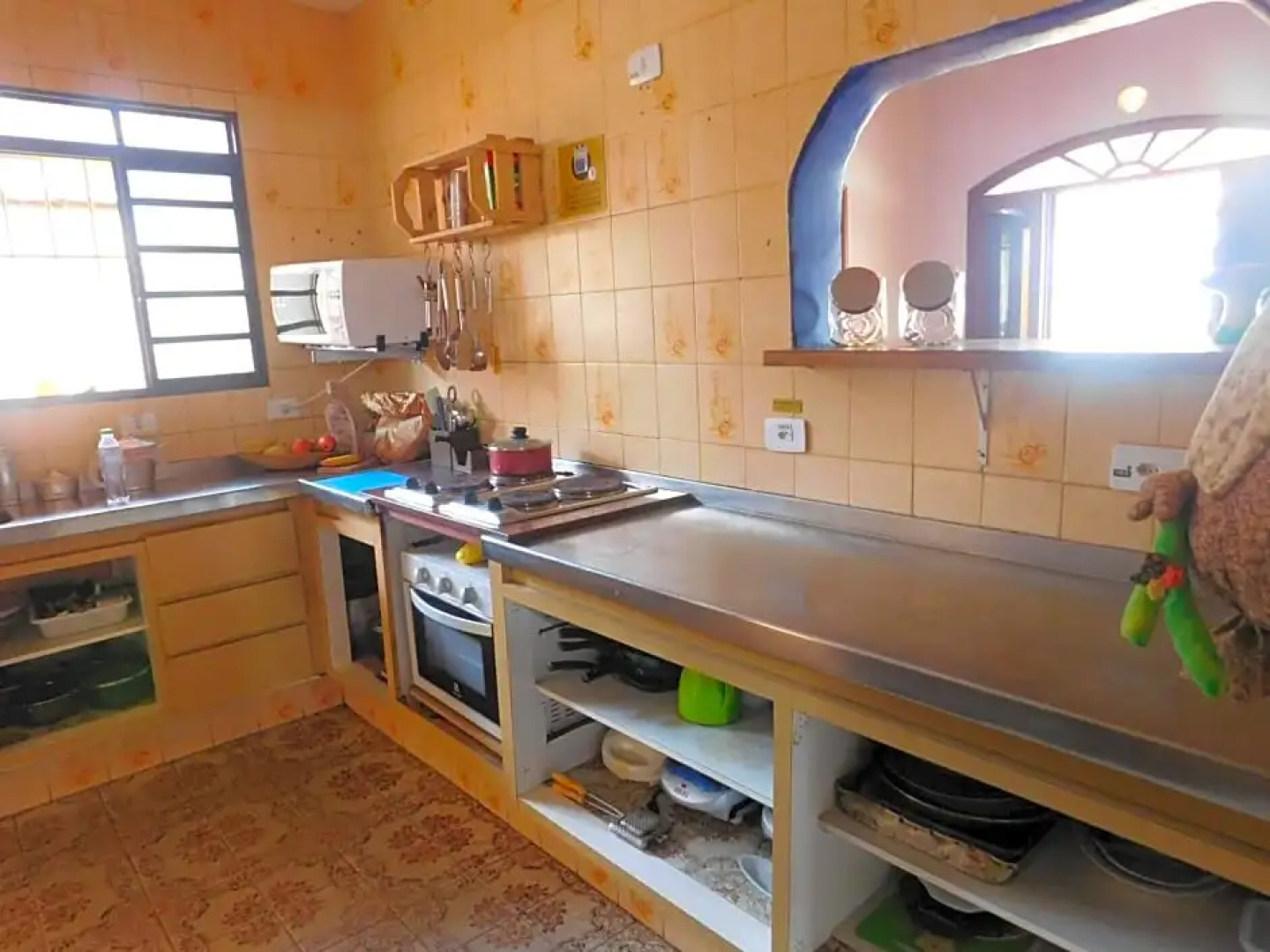 Na Praia Family Hostel & Coworking