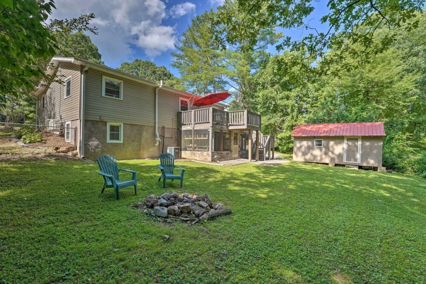 'owl's Nest' Hideaway < 15 Mi to Asheville!