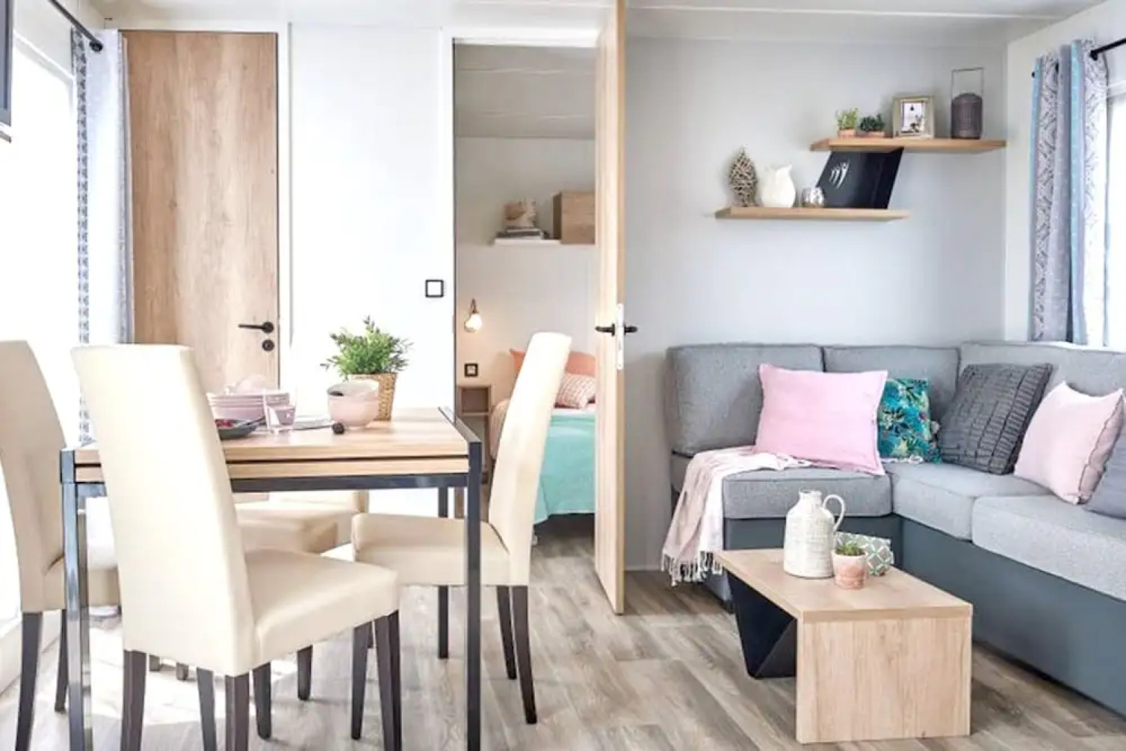 Property with 2 Bedrooms in Saint-Julien-En-Born, with Pool Access And Furnished Garden - 4 Km From the Beach