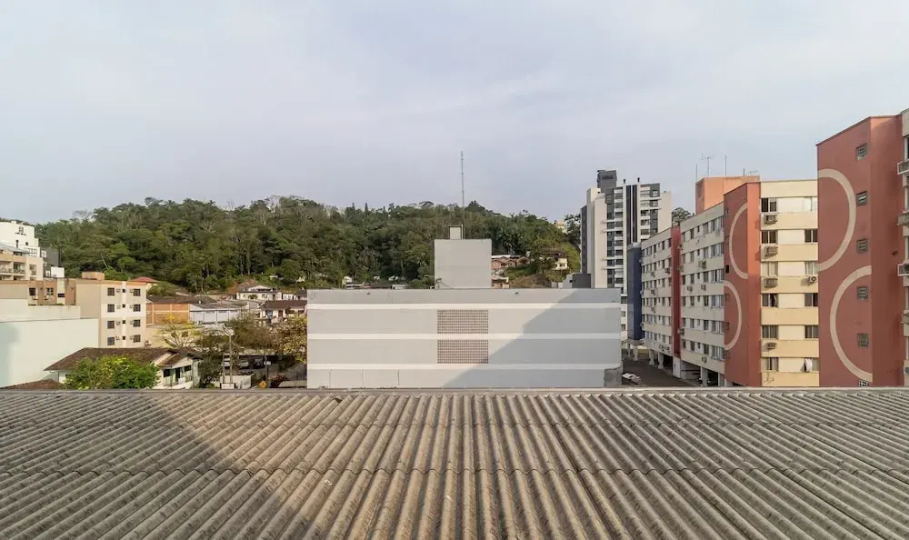 Apt w/ Swimming Pool Well Located Blumenau Neb0103