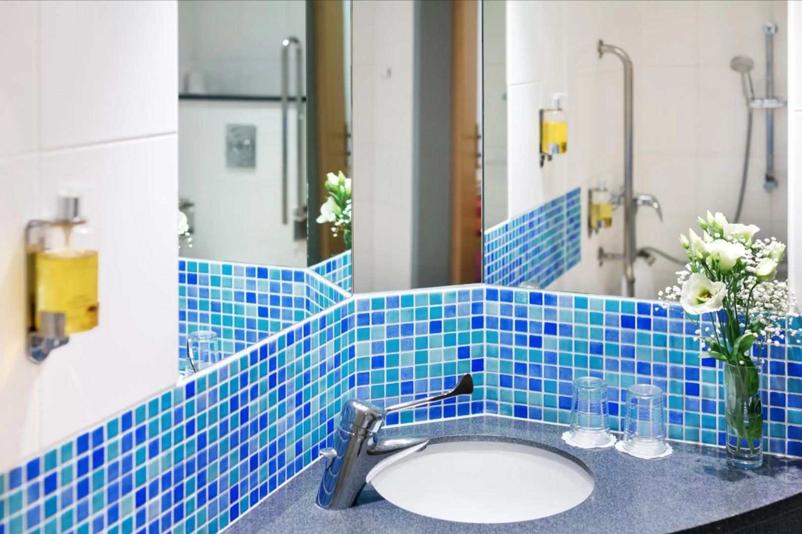 Holiday Inn Express Geneva Airport by IHG