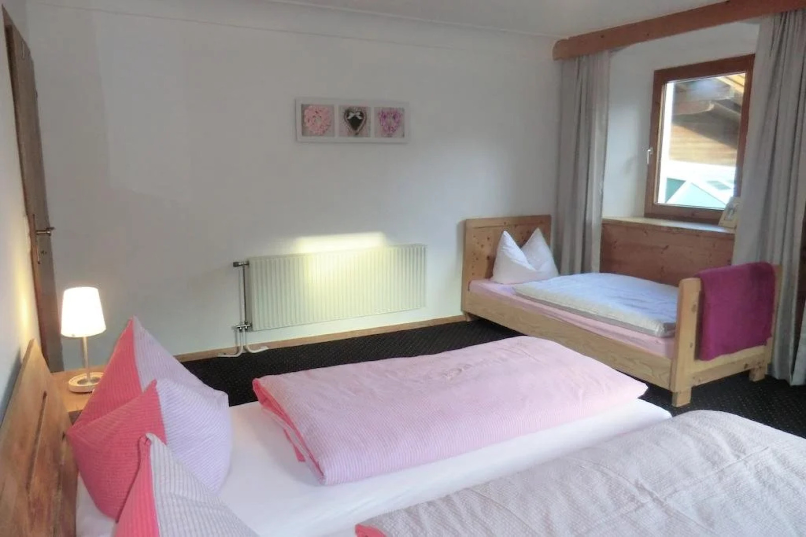 Ferienwohnungen Hell