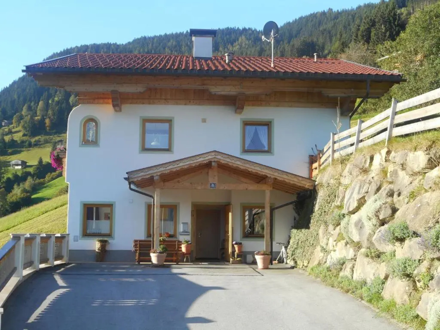 Apart Tiefenbach