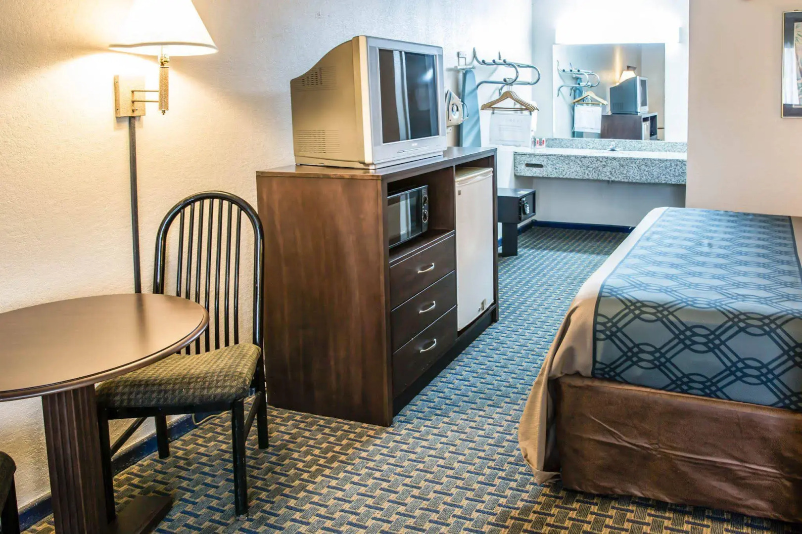Rodeway Inn & Suites Wilmington North