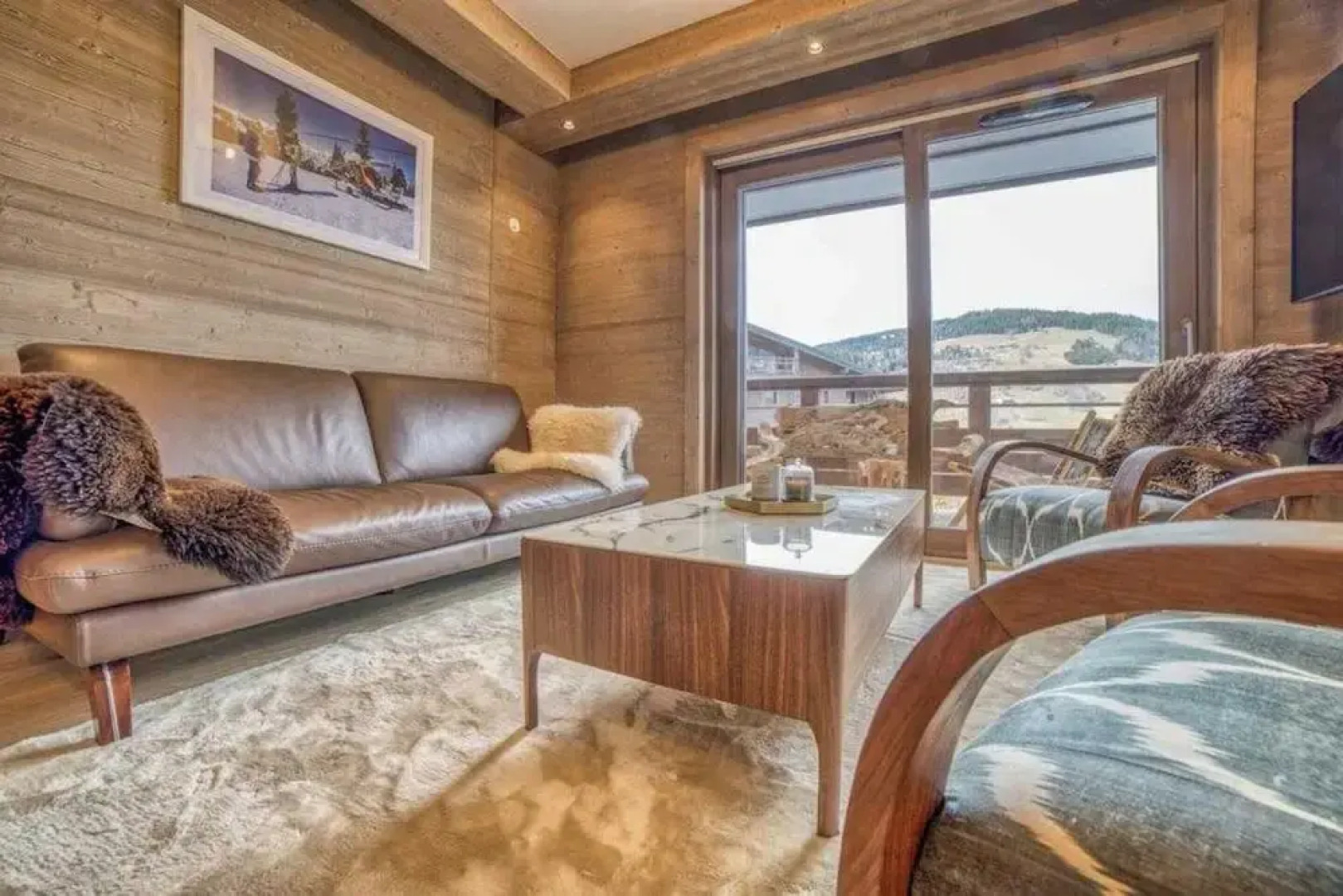 Luxurious 4-room Apartment With Swimming Pool, Gym, spa and Parking