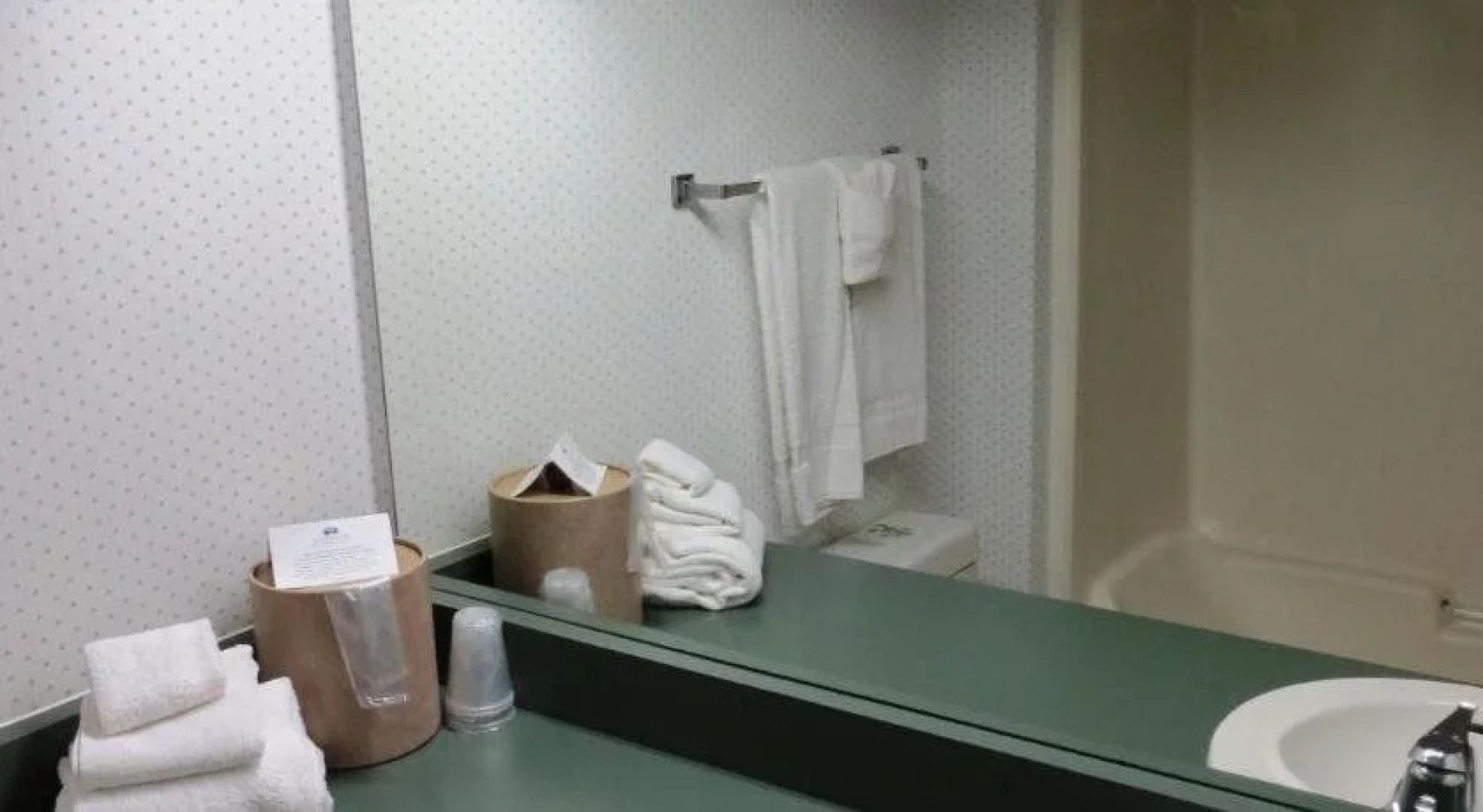 Riverside Resort & Conference Centre