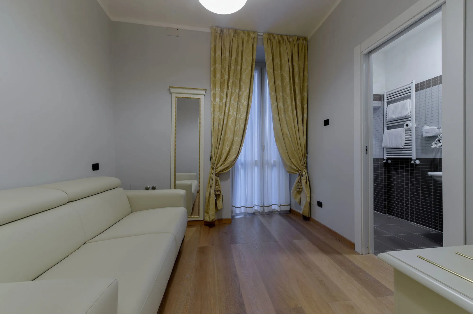 Gravina Suite Frattina