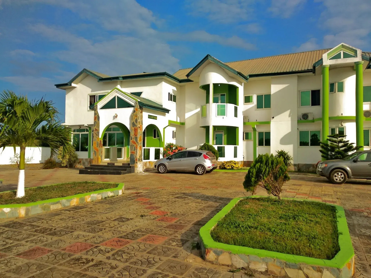 Ellisa Hospitality and Hotel