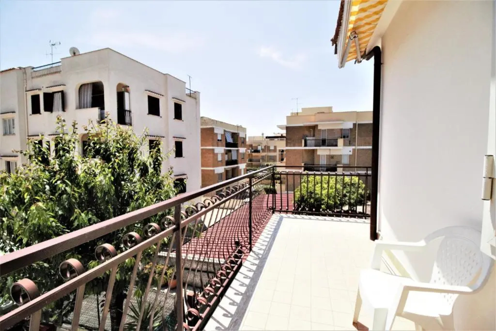 Holidaycasa Leone - Con Posto Auto a 200mt Dal Mare