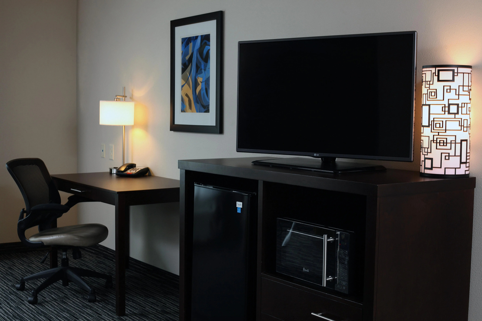 Holiday Inn Express & Suites Omaha South - Ralston Arena by IHG