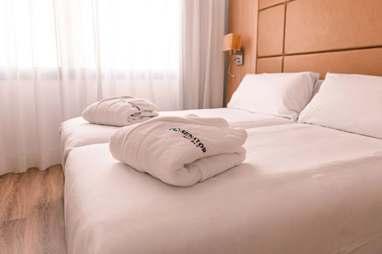 Отель Virgen de los Reyes